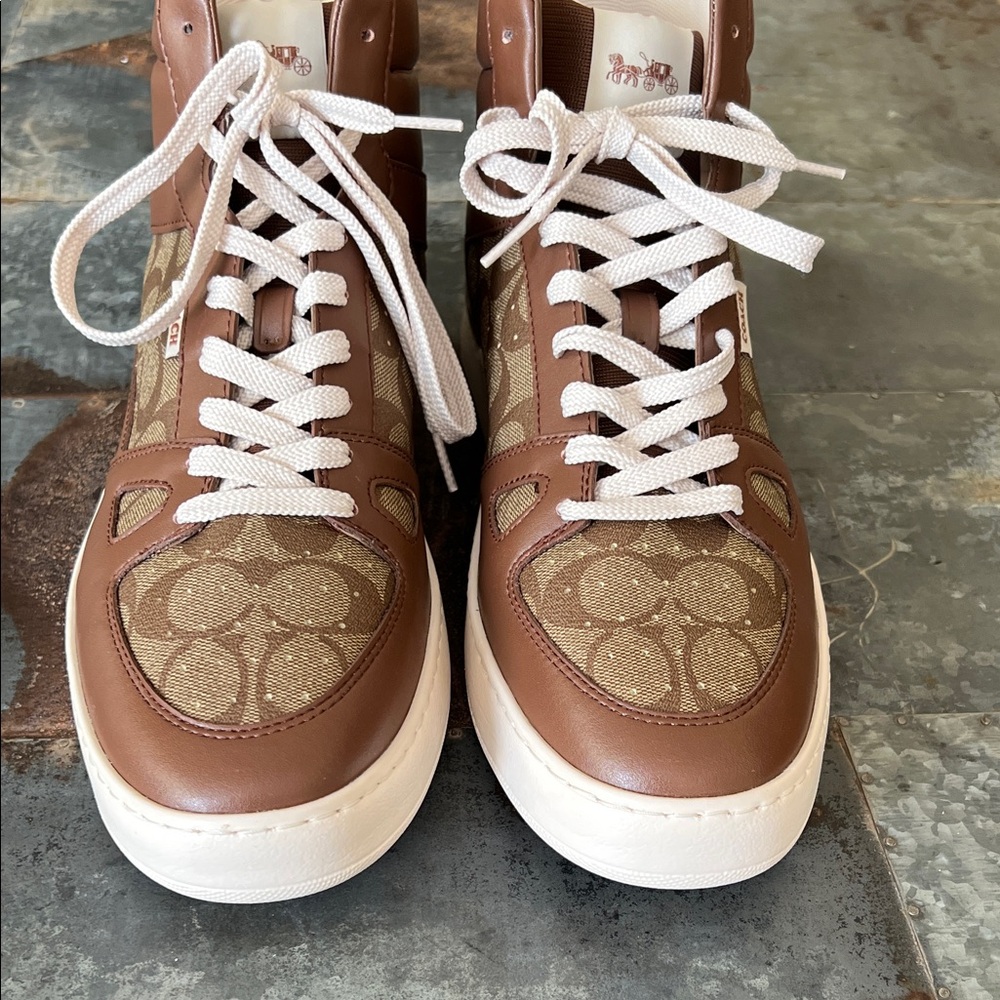 NWOT Coach | Clip Court High Top Signature Canvas Sneakers | Size 13 - Picture 2 of 15